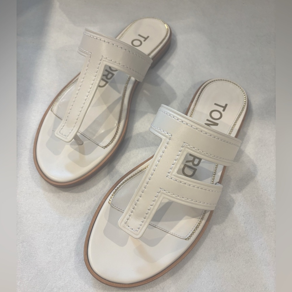 Tom Ford Authentic Brand NEW NEVER WORN flat sandals white